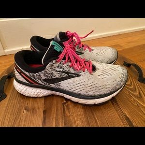 Brooks ghost 11